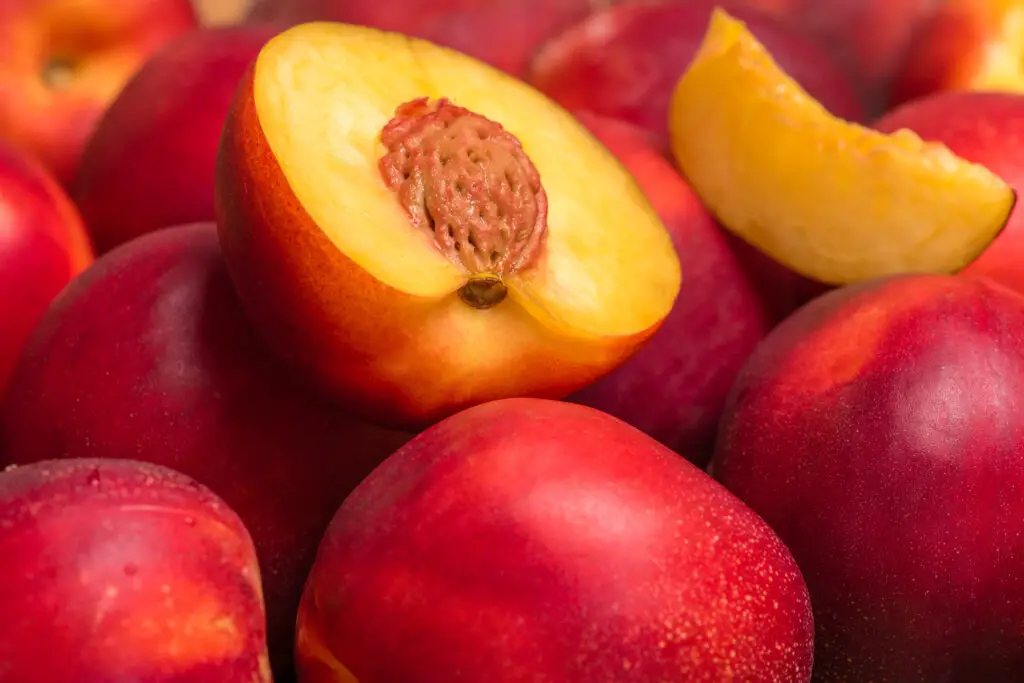 Is Nectarine Good for Diabetics? Nutritional Profile and Health Benefits